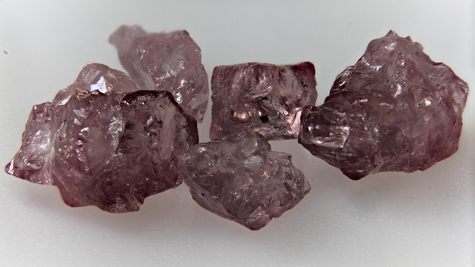 The stacked result: every crystal is sharp